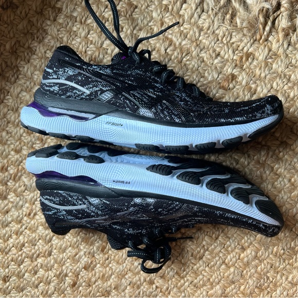 NWT ASICS nimbus24 gel athletic shoes - Picture 2 of 7